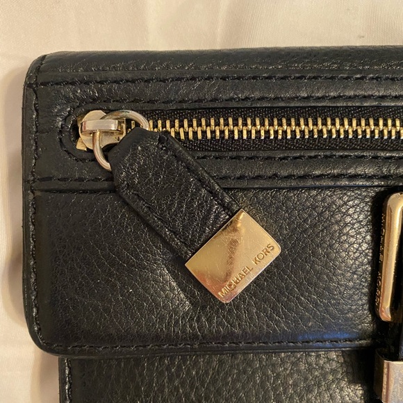 Vintage Michael Kors Wallet - Picture 3 of 7